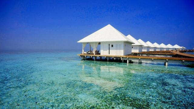 Diamonds Athuruga Island Resort