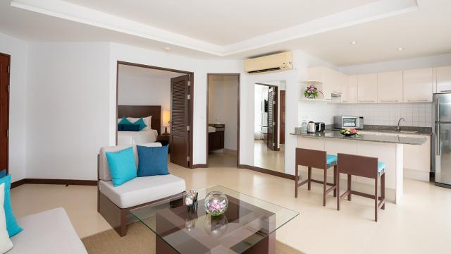 Hotel Dewa Phuket Resort & Villas