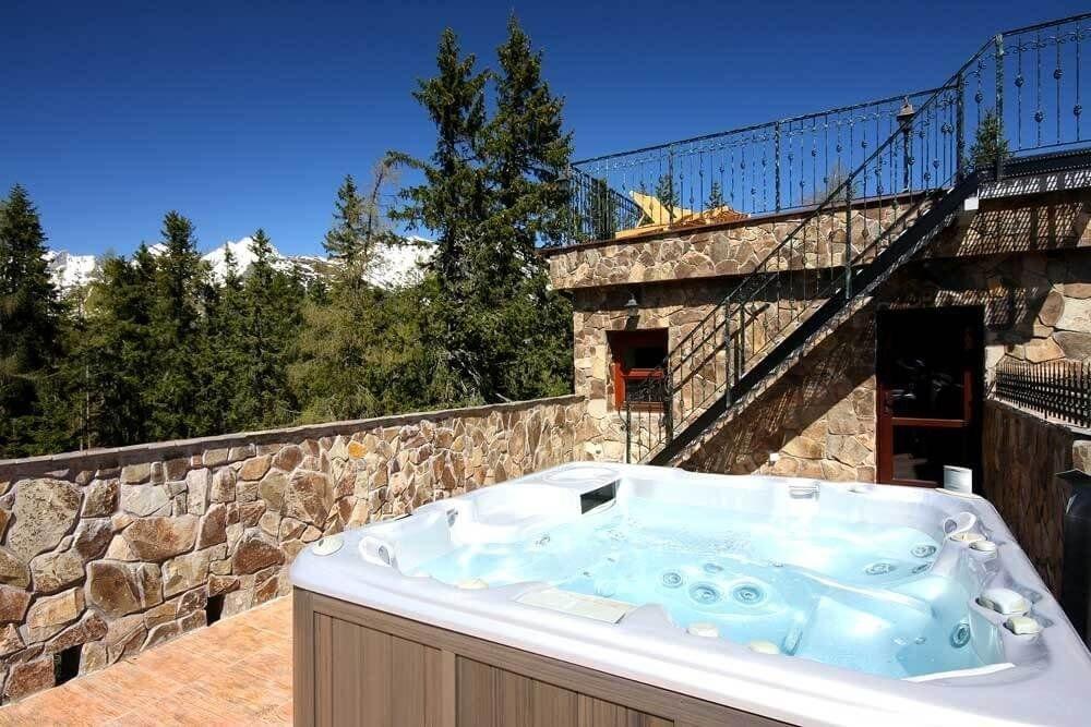 APLEND Wellness hotel Borovica