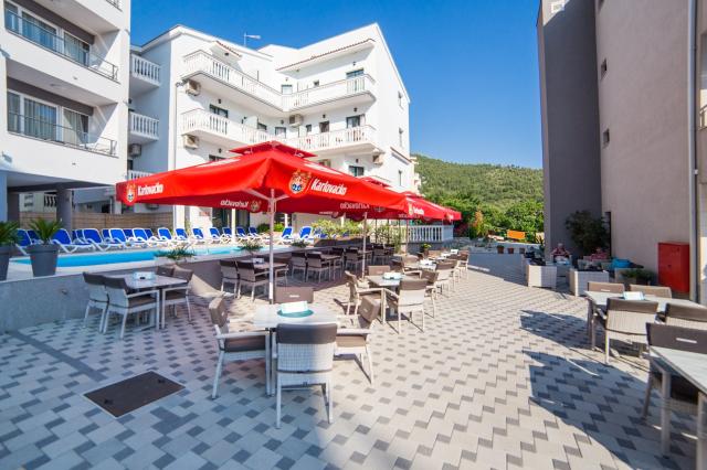 Apartmány Triton s polopenzí 