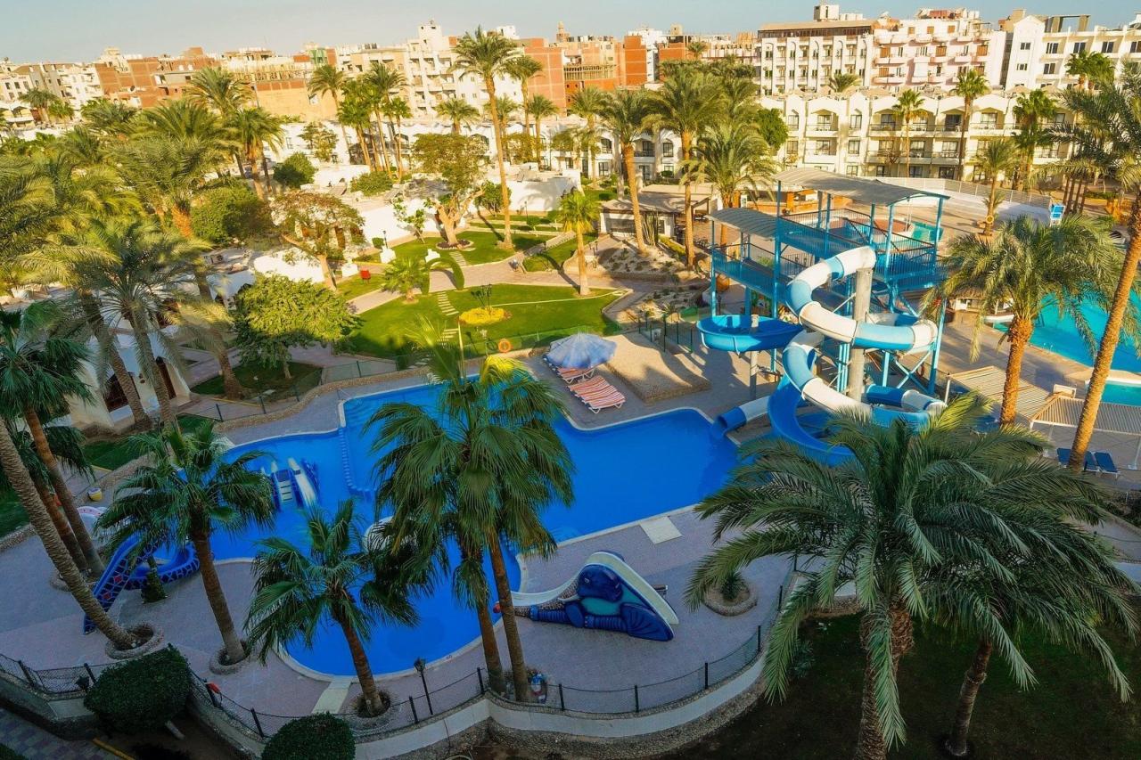Zya Regina Resort