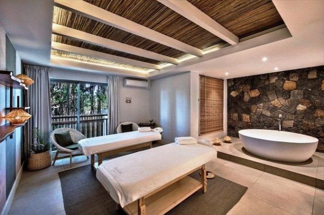 Hotel Preskil Island Resort