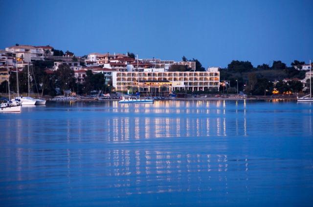 Hotel Nautica Bay