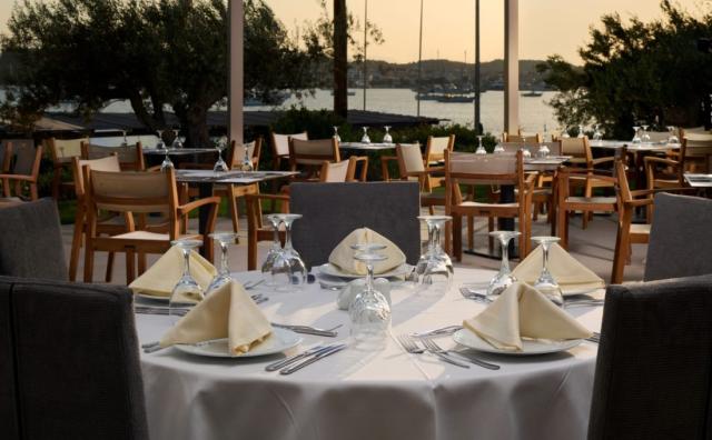 Hotel Nautica Bay