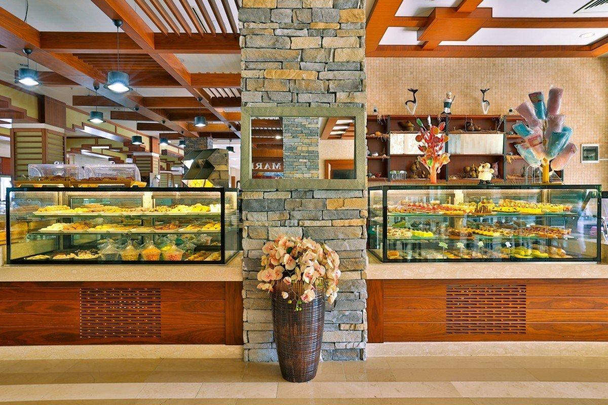 Hotel Crystal De Luxe