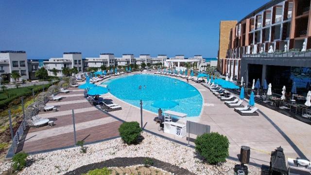 Gewan White Beach