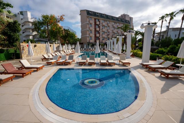 Hotel Club Aqua Plaza