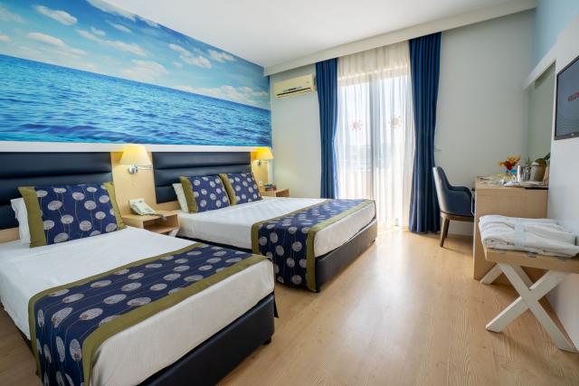 Hotel Club Aqua Plaza