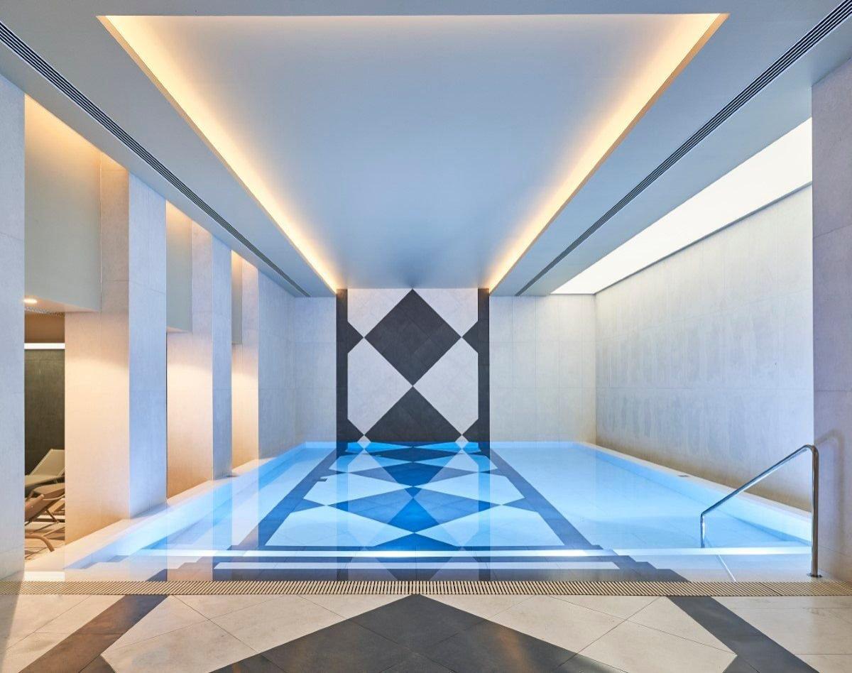Hotel Savoy Palace