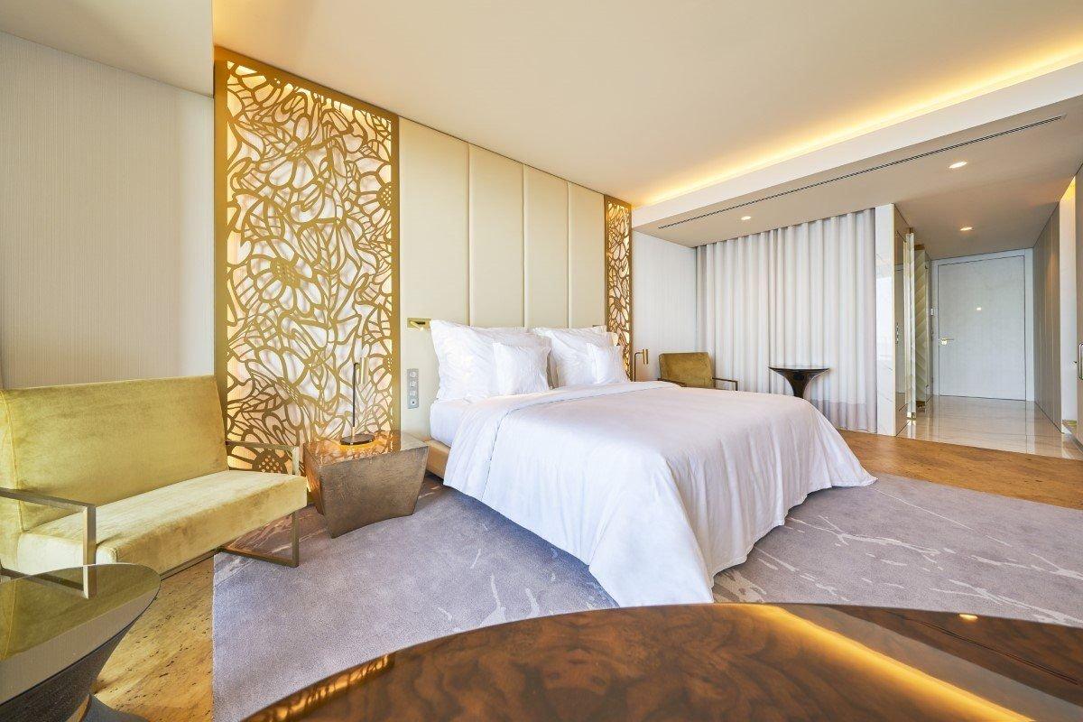 Hotel Savoy Palace