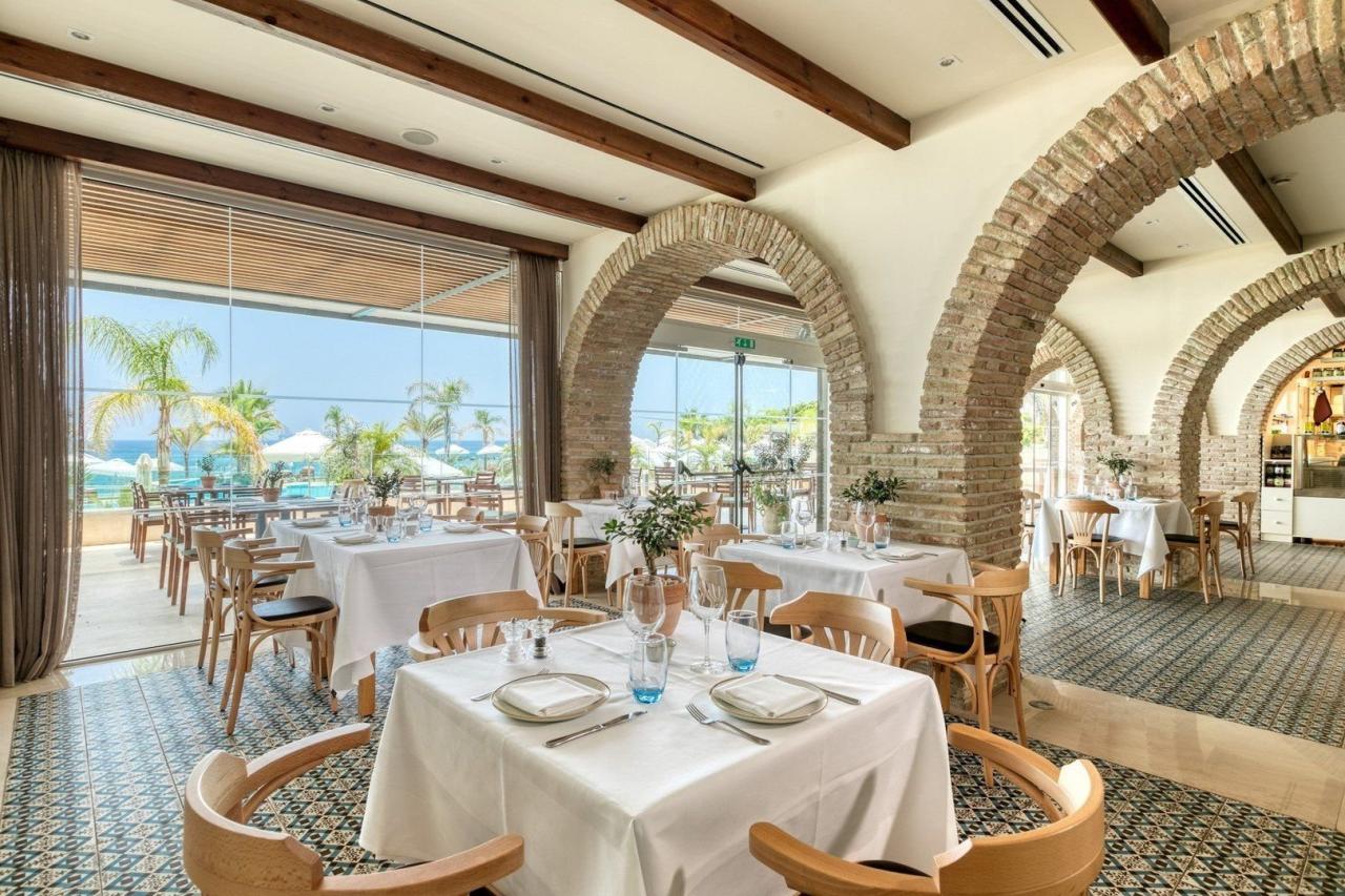 Hotel The Royal Apollonia