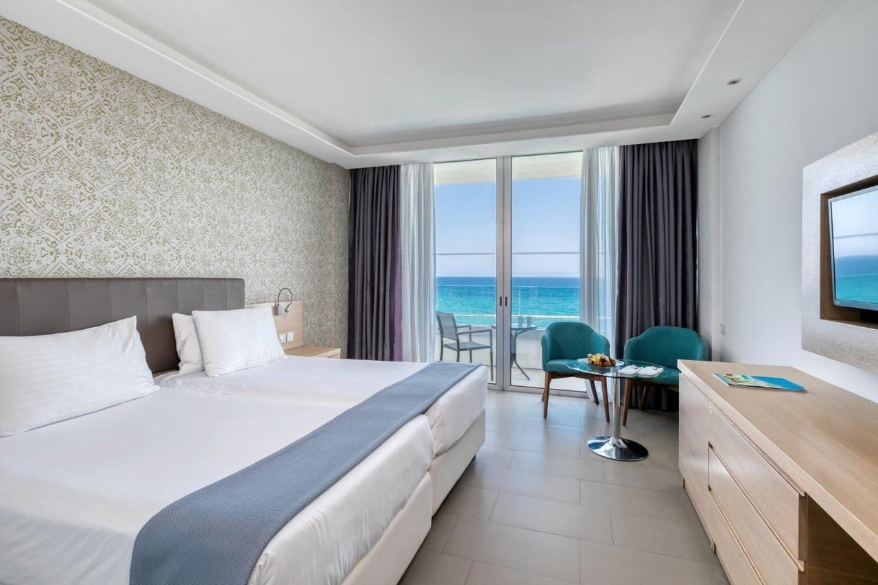 Hotel The Royal Apollonia