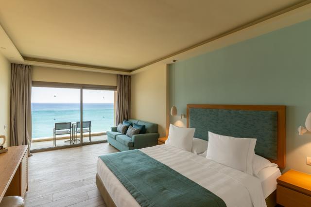 Hotel Amada Colossos Resort