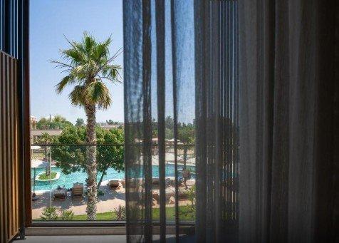 Hotel Portes Theros 