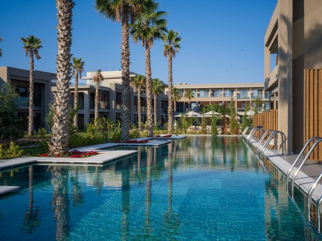Hotel Portes Theros 