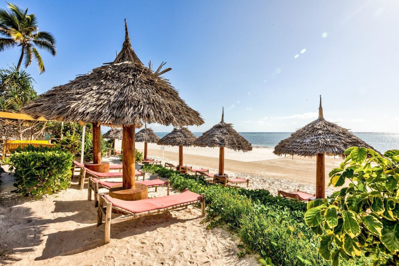 Hotel AHG Sun Bay Mlilile Beach