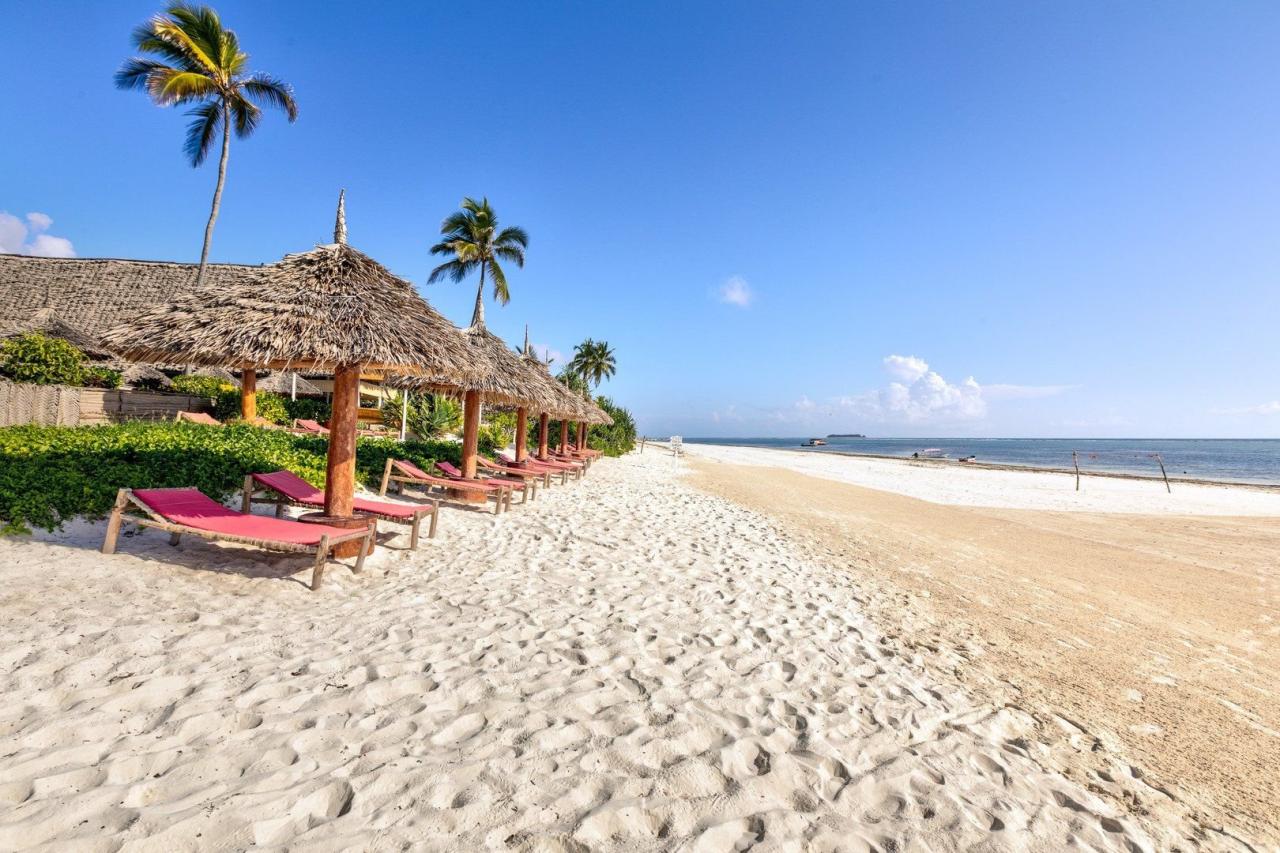 Hotel AHG Sun Bay Mlilile Beach