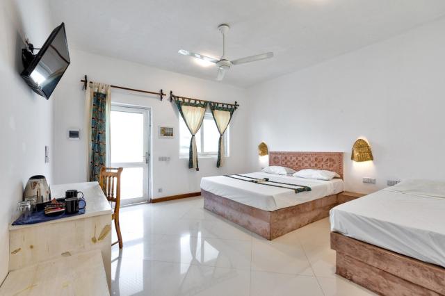 Hotel AHG Sun Bay Mlilile Beach