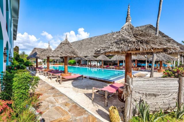 Hotel AHG Sun Bay Mlilile Beach