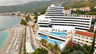 Medora Auri Family Beach Resort