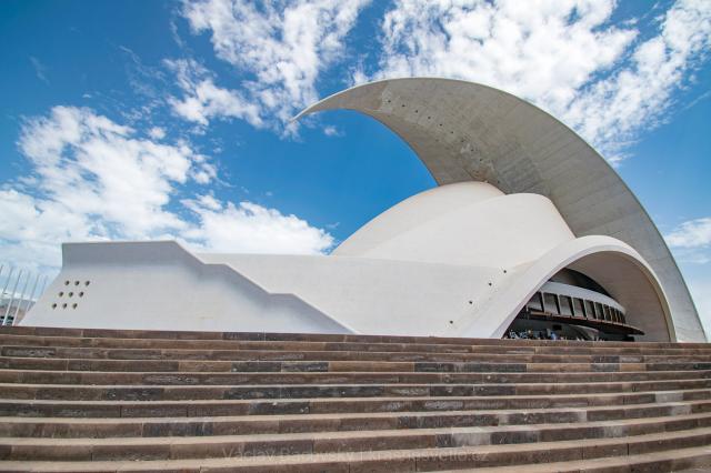 Budova opery Auditorio de Tenerife Adán Martín v Santa Cruz de 