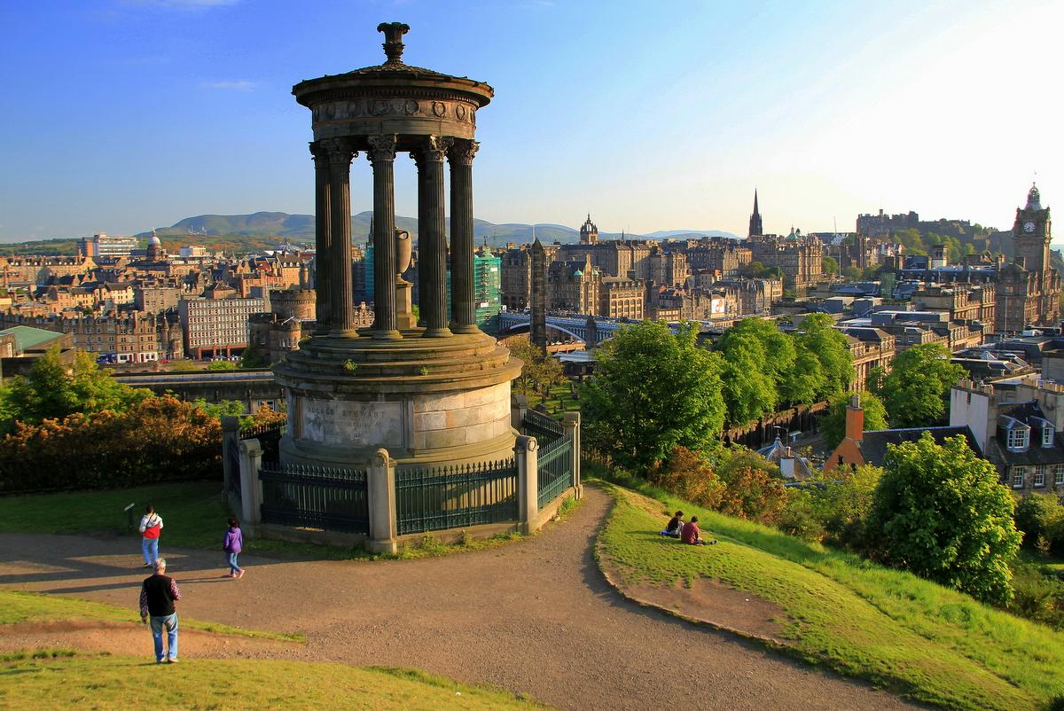 Edinburgh z Calton Hillu