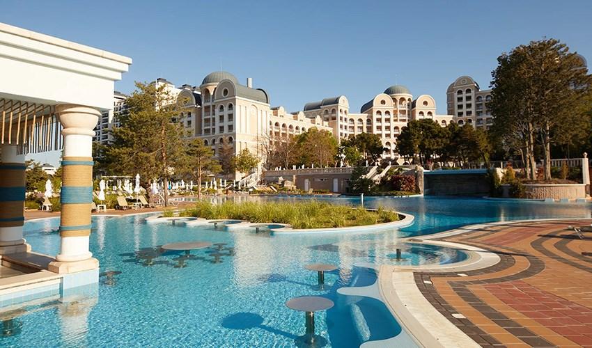 Dreams-Sunny-Beach-Spa-Resort-Hotel-2.jpg