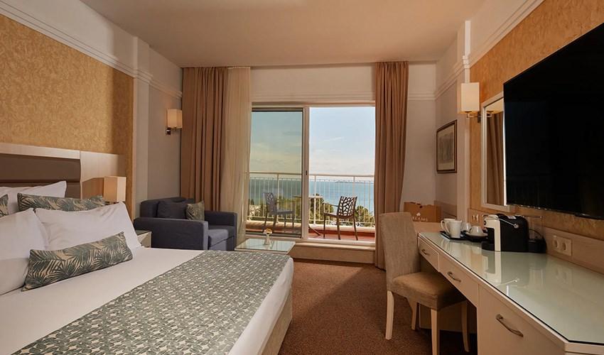 Dreams-Sunny-Beach-Spa-Resort-Hotel-22.jpg