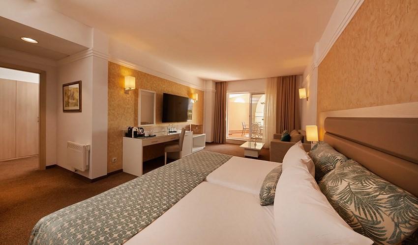 Dreams-Sunny-Beach-Spa-Resort-Hotel-23.jpg