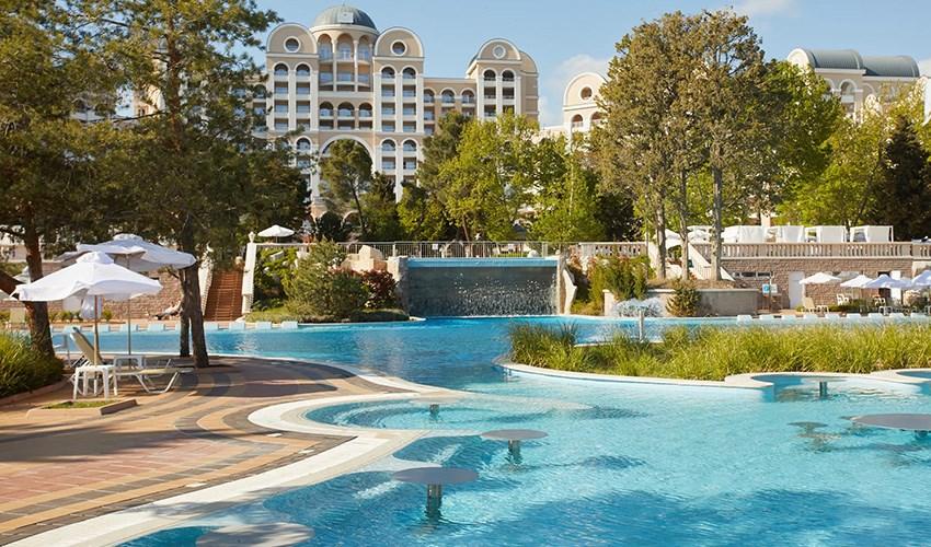 Dreams-Sunny-Beach-Spa-Resort-Hotel-8.jpg