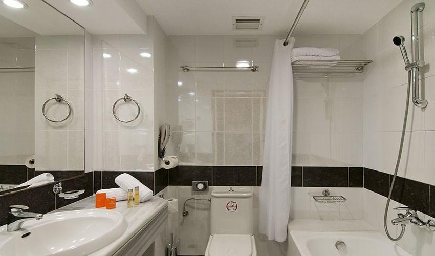 Kipriotis_Panorama_Standard-Double-Room.jpg