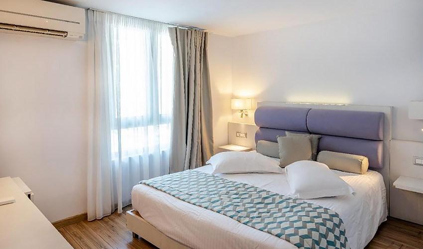 Triton-Boutique-Hotel-11.jpg