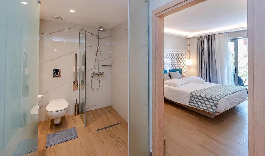 Triton-Boutique-Hotel-22.jpg