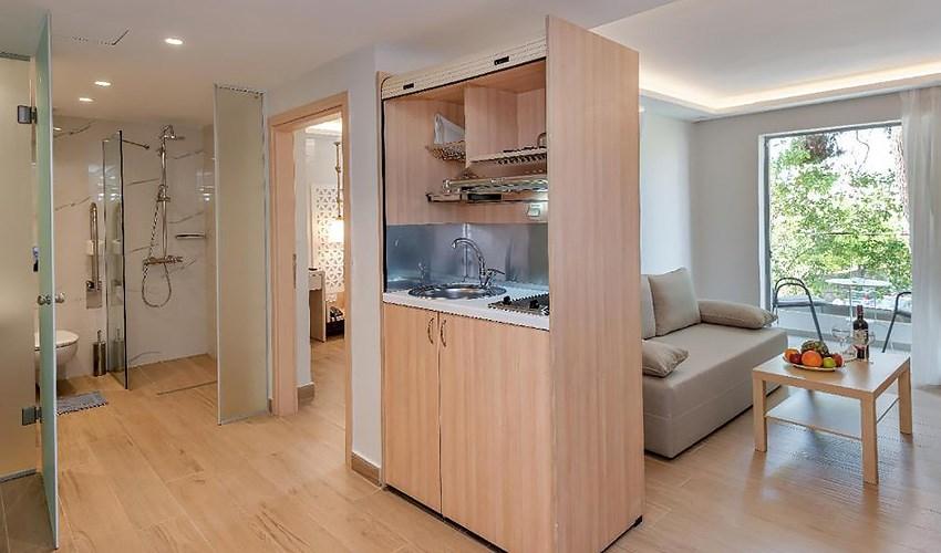 Triton-Boutique-Hotel-23.jpg
