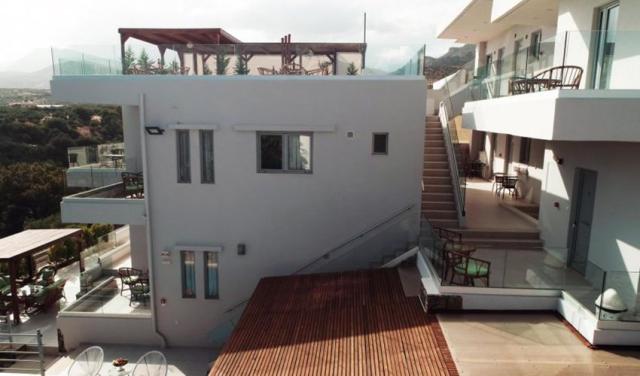 asteri-suites-5.jpg