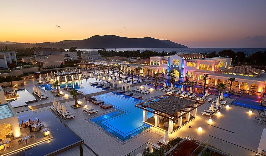 anemos-luxury-hotel-21.jpg