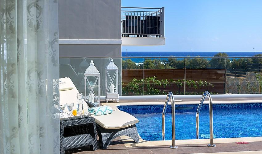 anemos-luxury-hotel-11.jpg