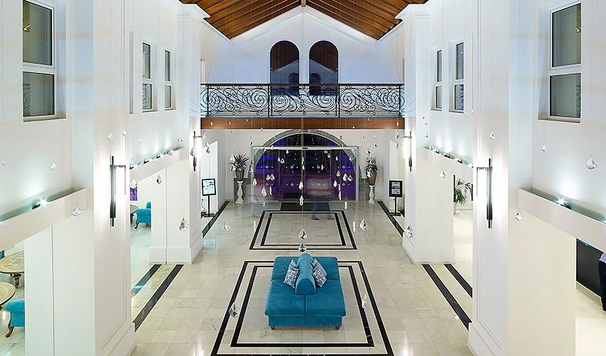 anemos-luxury-hotel-24.jpg
