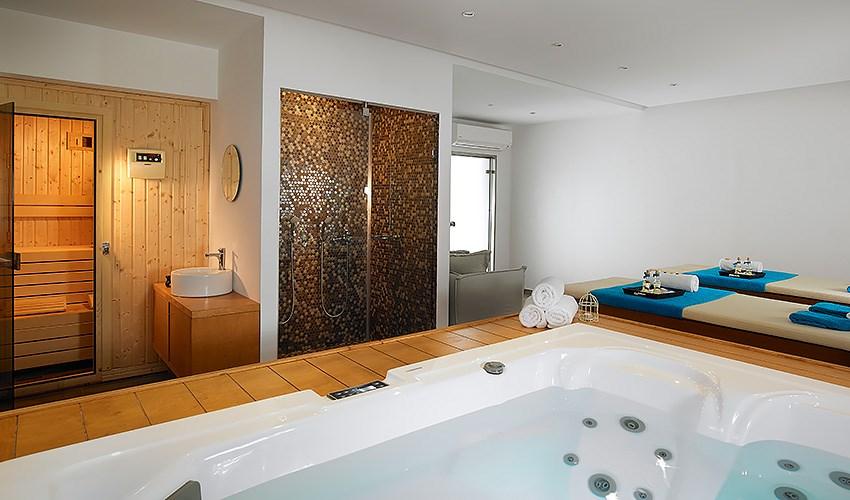 anemos-luxury-hotel-14.jpg
