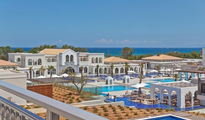 anemos-luxury-hotel-1.jpg