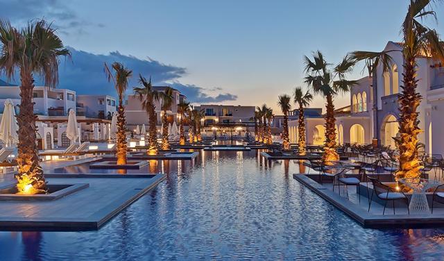 anemos-luxury-hotel-6.jpg