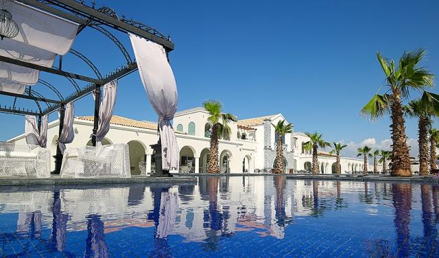 anemos-luxury-hotel-3.jpg