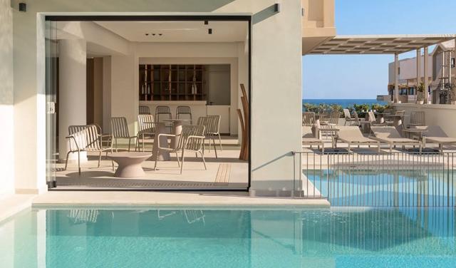 Theartemis-Palace-Hotel-3.jpg