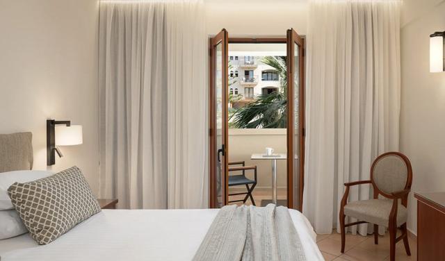 Theartemis-Palace-Hotel-44.jpg