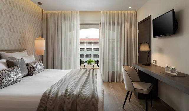 Theartemis-Palace-Hotel-50.jpg