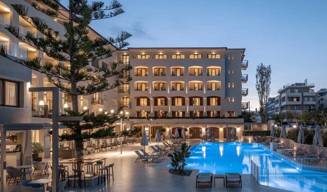 Theartemis-Palace-Hotel-6.jpg