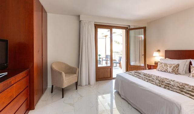 Theartemis-Palace-Hotel-70.jpg