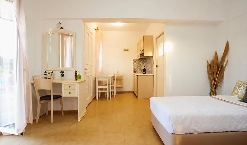 Irini-Apartments-2023-15.jpg