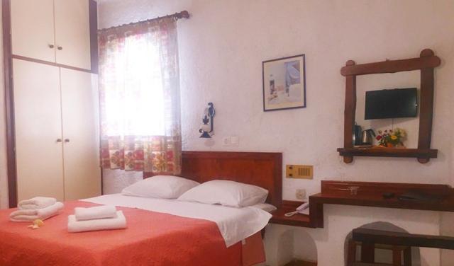 Kastro-Studios-Apartments-7.jpg