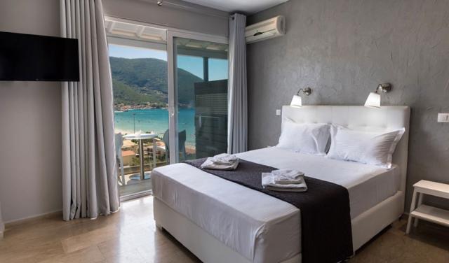 Ponti-beach-13.jpg